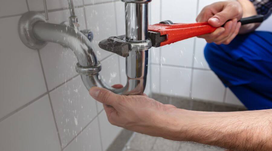 Expert burst pipe repair services in Courtland, MN
